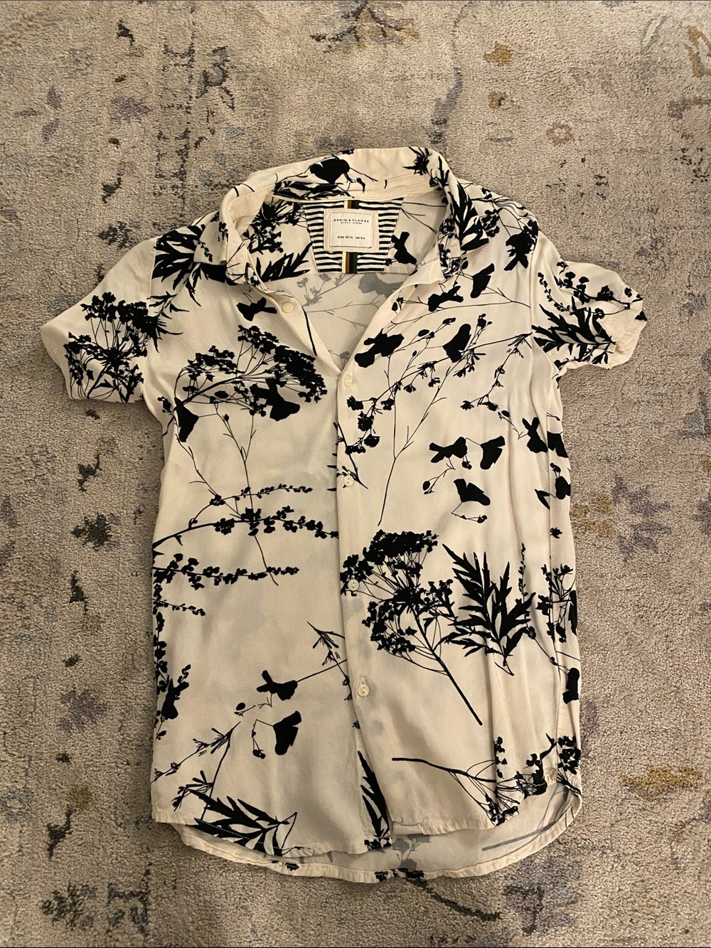 Madewell Cream Short-Sleeve Button-Up with Black floral Print